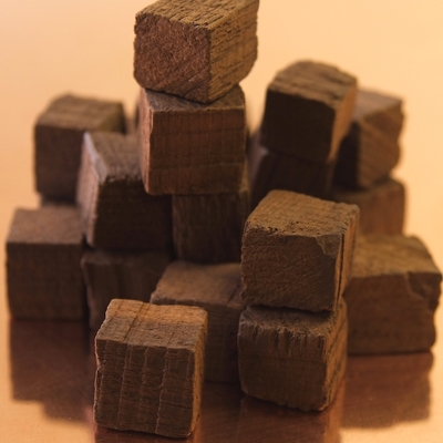 Oak, Hungarian Oak Cubes Med Toast One Pound