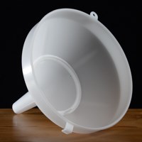 Plastic Funnel, 8" with strainer