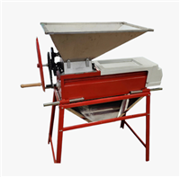 Grape Crusher - Enotecnica Pillan N1 Crusher Destemmer Manual Crank